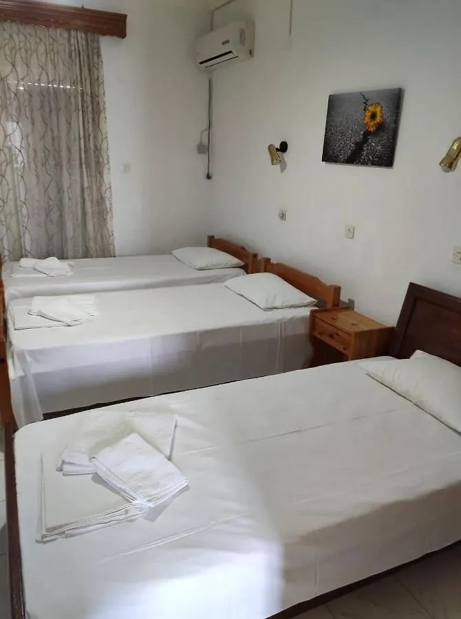 Pashalidou Rooms 4 Nea Roda Apartment