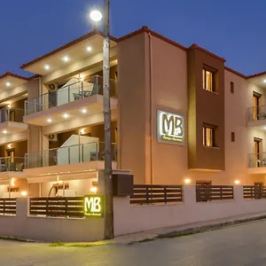 Apartahotel M&b Boutique, Nea Roda
